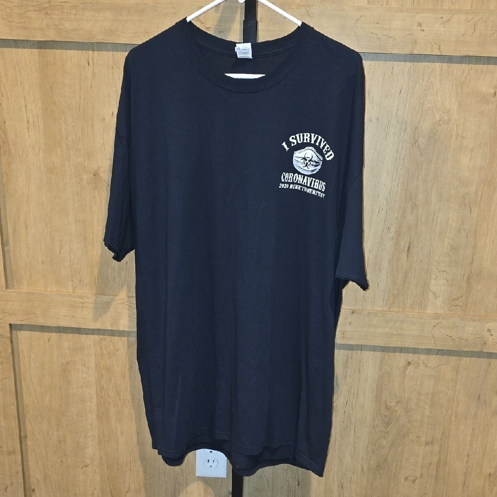 (J53) Fruit of the Loom Navy Graphic Men's T-Shirt